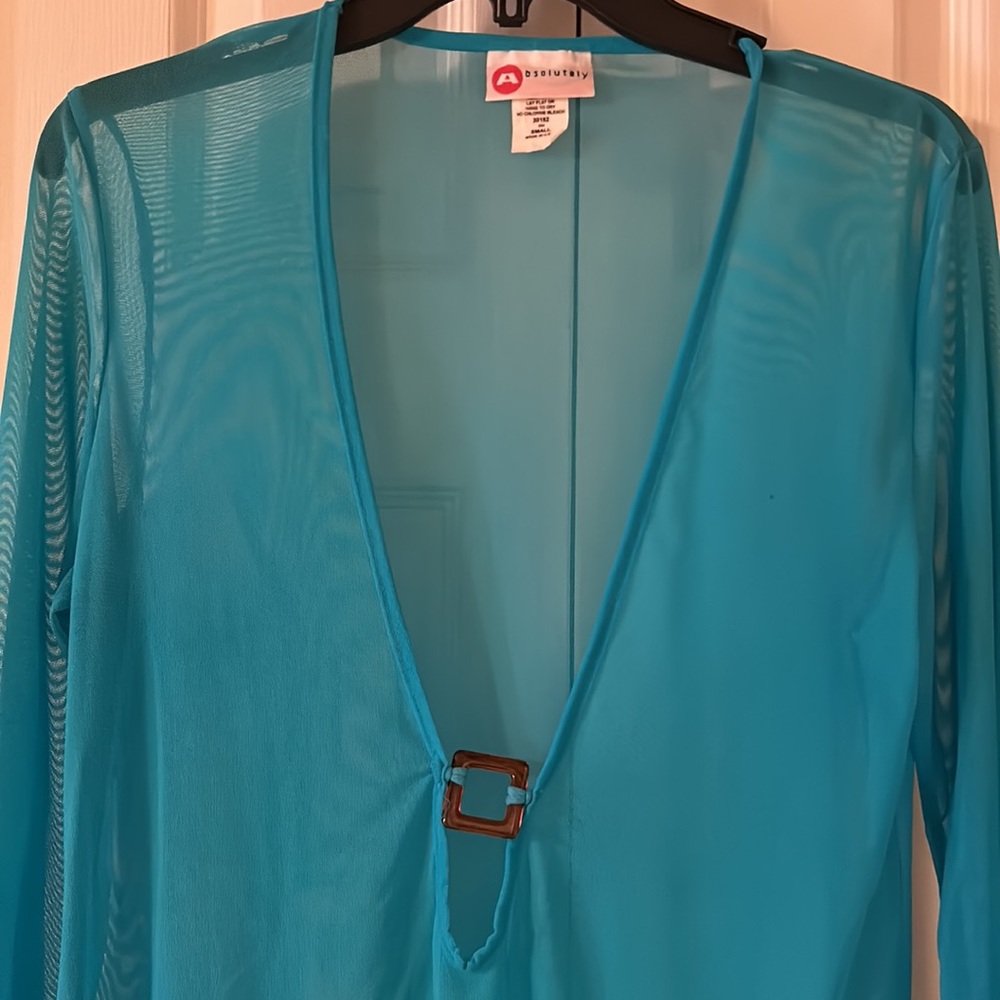 Swim cover up - Picture 2 of 4